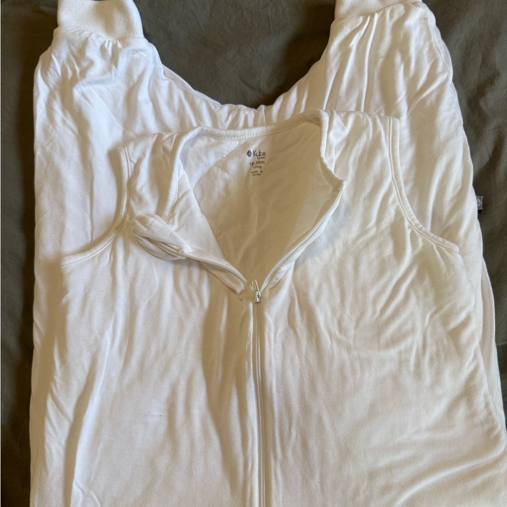 Kyte Baby Sleep Bag Walker in White